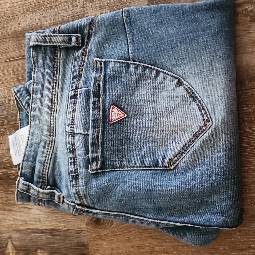 GUESS SKINNY JEANS